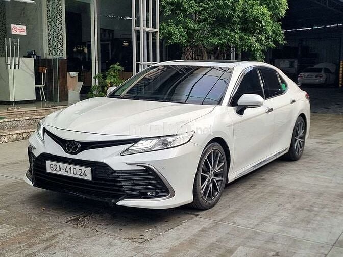 TOYOTA CAMRY 2.5Q MODEL 2022, ODO 5V6, HỖ TRỢ GÓP.