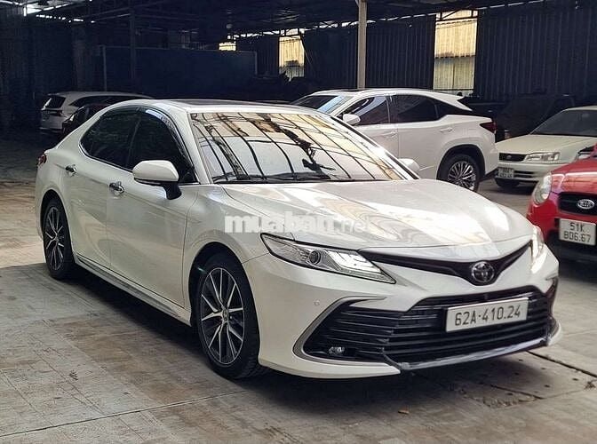 TOYOTA CAMRY 2.5Q MODEL 2022, ODO 5V6, HỖ TRỢ GÓP.