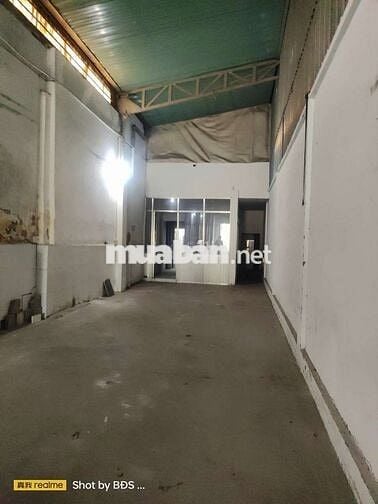 Cho thuê kho mặt tiền 150m 15tr/tháng