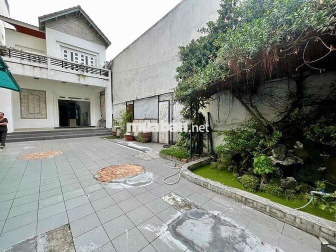 Villa Sân Vườn Rộng - Đường Vũ Ngọc Phan, Quận Bình Thạnh