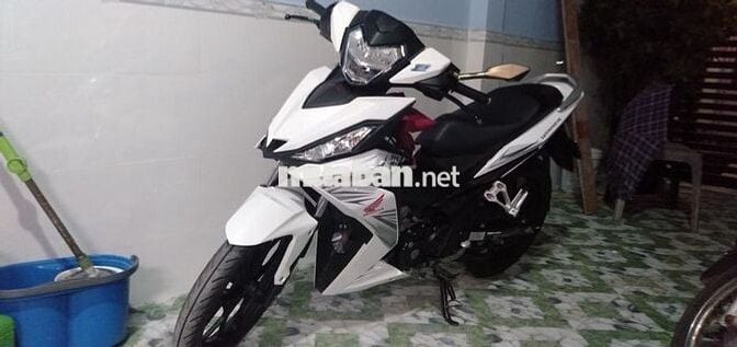 Winner V1 BSTP đẹp chính chủ , Zin trắng đen