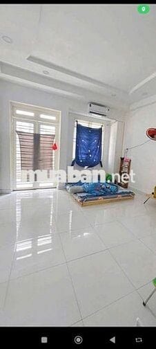 Nhà cho thuê đúc 1 tấm nhà mới rẻ bèo