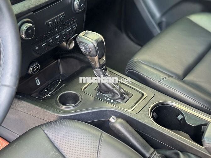 SIÊU PHẨM FORD EVEREST TITANIUM 2019