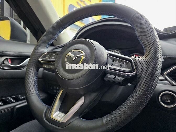 Mazda CX 5 2024 Premium 2.0 AT - 200000 km