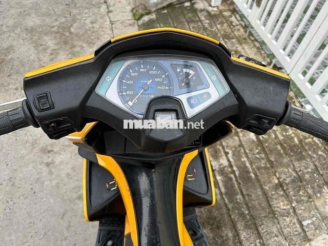 Honda AB xăng cơ lên đèn thái