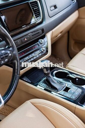 Kia Sedona Full Dầu 2019 màu Đen