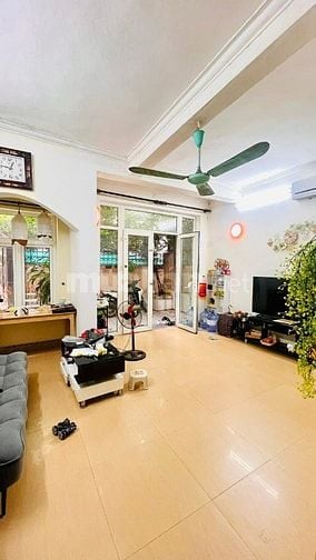 Bán nhà Ngõ Quỳnh DT 125m2, 2T, Mt 6.7m, kinh doanh dòng tiền.