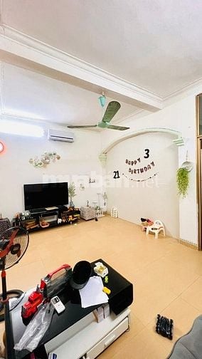 Bán nhà Ngõ Quỳnh DT 125m2, 2T, Mt 6.7m, kinh doanh dòng tiền.