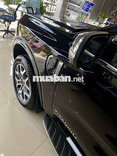 Ford Everest 2025 Titanium Plus 2.0L 4x4 AT