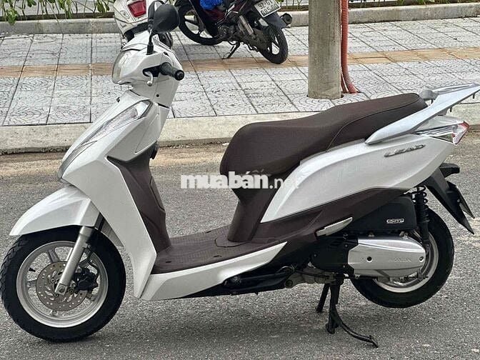 cần bán xe HONDA lead 2016 biển số 92 rin ngon