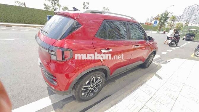 Hyundai Venue 2024 - 1950 km