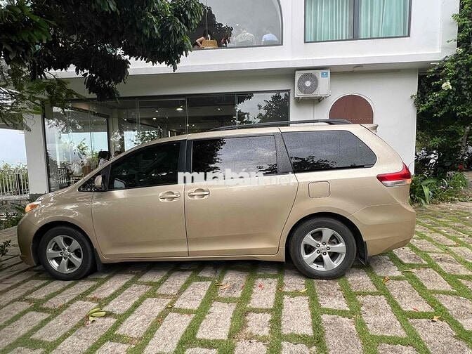 Toyota Sienna 2010 - 88000 km