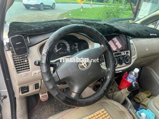 Toyota Innova 2010 V bao rút hồ sơ