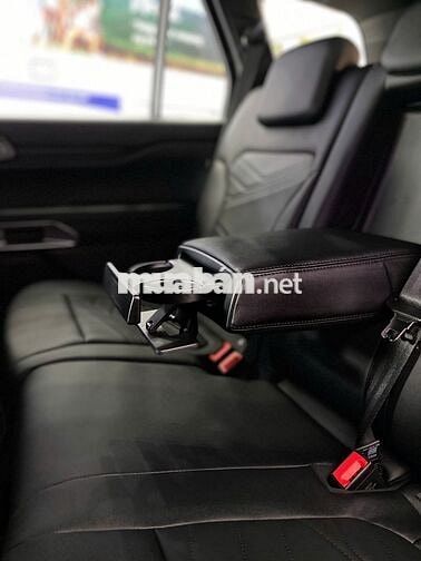 Ford Everest 2025 Titanium Plus 2.0L 4x4 AT