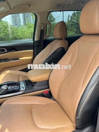 Kia Carnival 2022 2.2D Premium 8 chỗ siêu đẹp