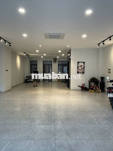 Trệt lửng Shophouse Vạn Phúc 200m2, sàn trống, có máy lạnh. Giá 30 tr