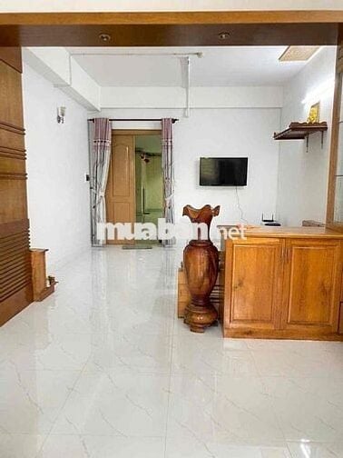 Bán căn hộ chung cư A5 phuờng Quang Vinh.
