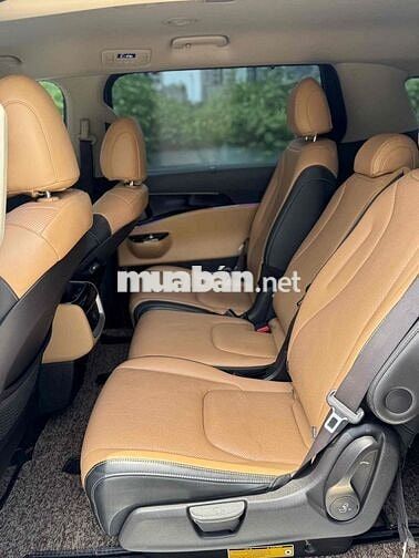 Kia Carnival 2022 2.2D Premium 8 chỗ siêu đẹp