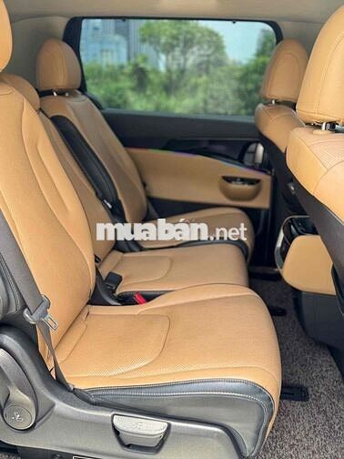 Kia Carnival 2022 2.2D Premium 8 chỗ siêu đẹp