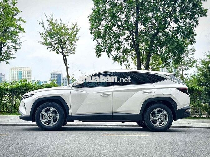 Hyundai Tucson 2023 2.0 AT Tiêu chuẩn - 9000 km