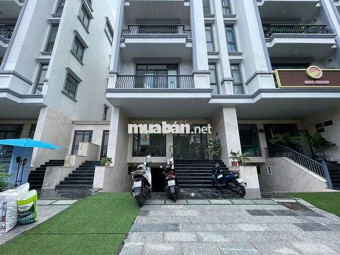 Văn phòng 25m2 Vạn Phúc, ngăn sẵn 2 phòng, máy lạnh hầm xe. Chỉ 7,5 tr