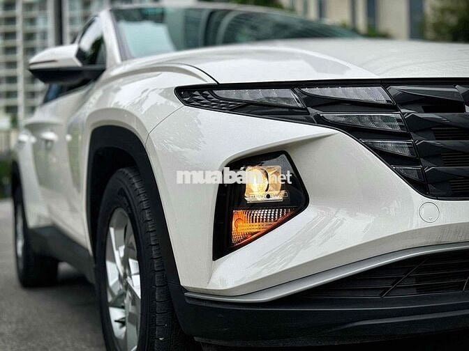 Hyundai Tucson 2023 2.0 AT Tiêu chuẩn - 9000 km