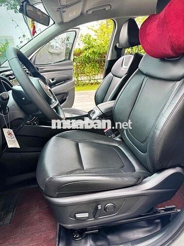 Hyundai Tucson 2023 2.0 AT Tiêu chuẩn - 9000 km