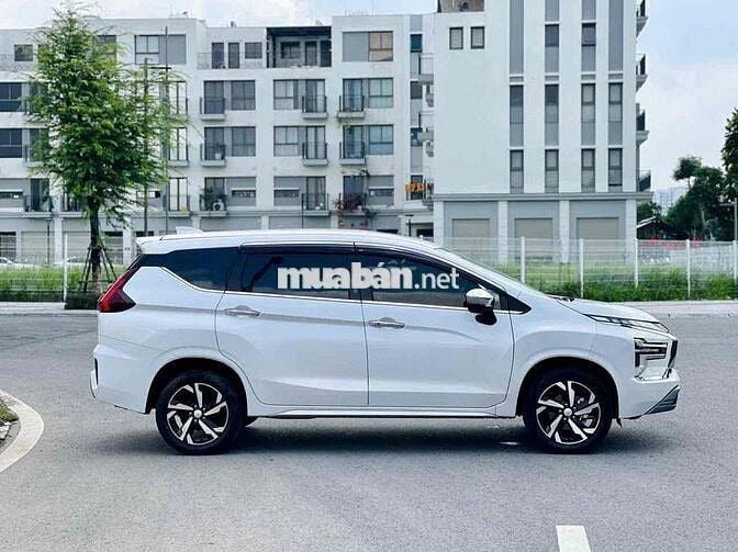 Mitsubishi Xpander 2024 Premium 1.5 AT - 30000 km