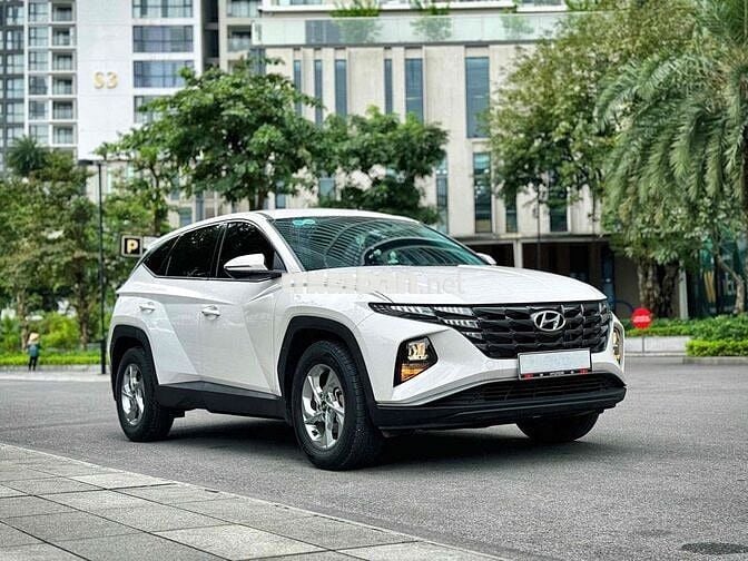 Hyundai Tucson 2023 2.0 AT Tiêu chuẩn - 9000 km