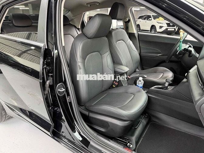 Hyundai Accent 2024 1.5 AT Cao cấp - 29000 km