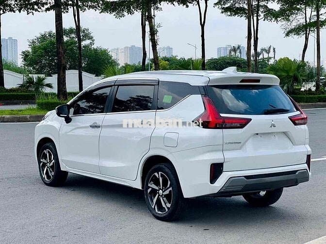 Mitsubishi Xpander 2024 Premium 1.5 AT - 30000 km