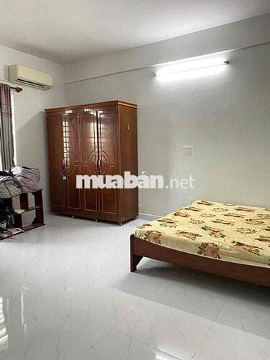 Bán căn hộ chung cư A5 phuờng Quang Vinh.