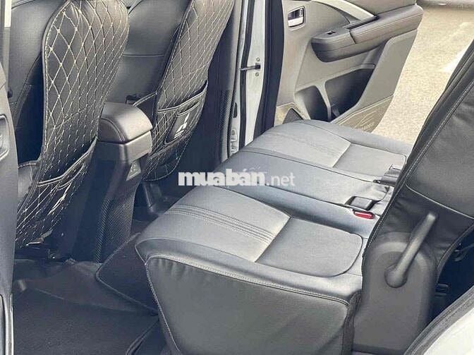 Mitsubishi Xpander 2024 Premium 1.5 AT - 30000 km