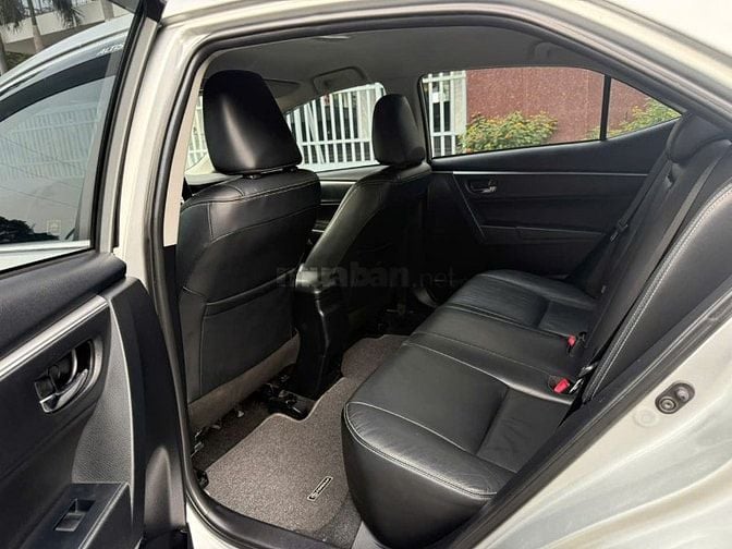 Cần bán Toyota Corolla Alits 1.8 G số tự động. Xe GĐ sử dụng ko KD