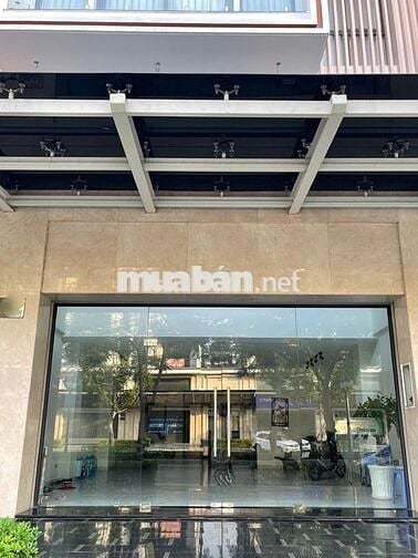 Trệt lửng Shophouse Vạn Phúc 200m2, sàn trống, có máy lạnh. Giá 30 tr