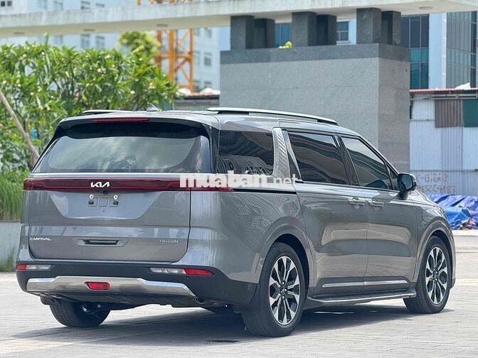 Kia Carnival 2022 2.2D Premium 8 chỗ siêu đẹp