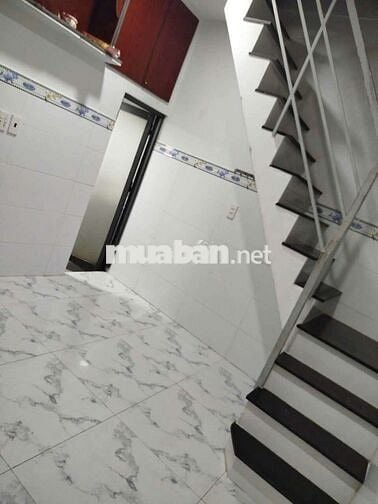 Cho thuê nhà Nguyên Căn Âu Cơ  Tân Phú 14m2,3 Tầng, 3PN Chỉ 6000000