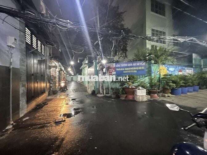 🏡NHANH – LÔ GÓC – HẺM XE HƠI – 50 M²

📍 Địa chỉ: Q.3  GPXD