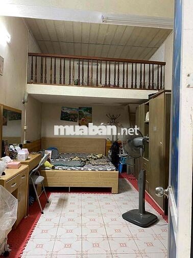 Bán nhà trong Ngõ Phố hàng đậu