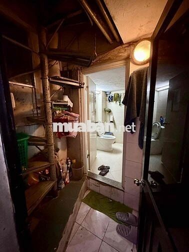 Bán nhà trong Ngõ Phố hàng đậu