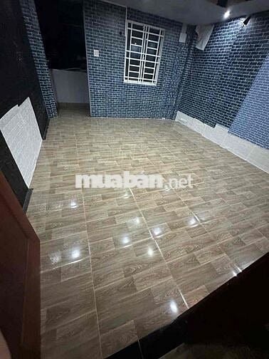 Nhà lầu 3 phòng hẻm đường 30/4