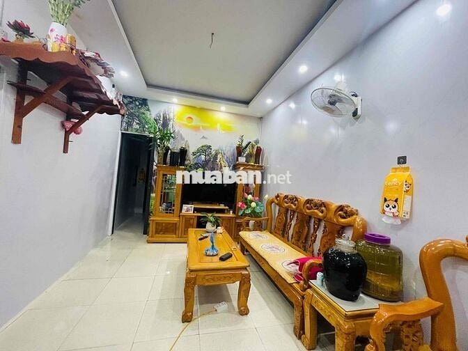 BÁN ĐẤT TẶNG NHÀ C4 – FULL CÔNG NĂNG, Ở NGAY – XÁT KCN THĂNG LONG & TH