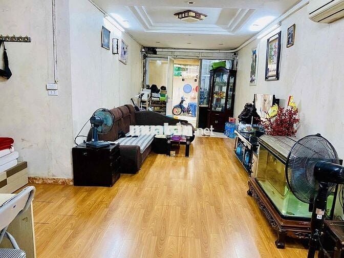 Bán nhà trong Ngõ Phố hàng đậu