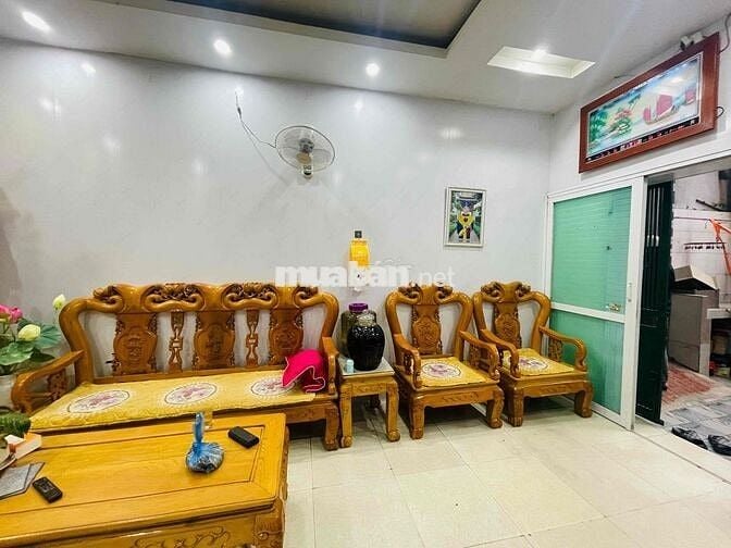 BÁN ĐẤT TẶNG NHÀ C4 – FULL CÔNG NĂNG, Ở NGAY – XÁT KCN THĂNG LONG & TH