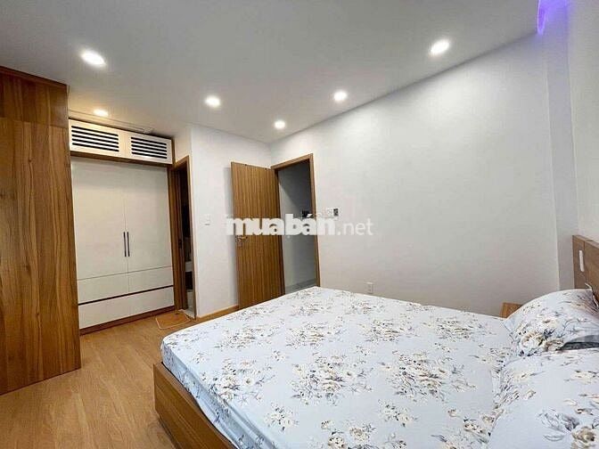NM Cho thuê nhà phía Bắc Nha Trang , gần biển 400m, khu an ninh
