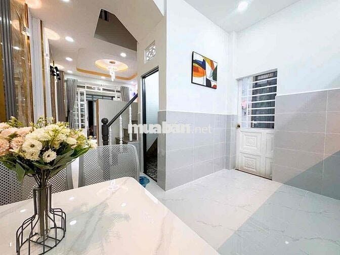 Nhà dsh 1trệt 1 lầu khu phố thanh hà cần giuộc long an