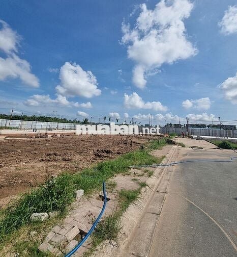Nền thổ cư đối diện công viên NAm long 2, Cái Răng