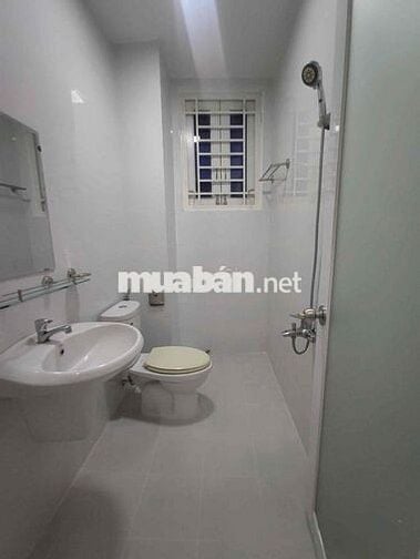 SIÊU RẺ NHÀ 3 TẦNG GẦN VẠN PHÚC 5PN 4WC GIÁ CHỈ 12 TRIỆU/THÁNG