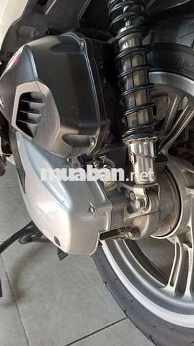 Sh 125 trắng .giao lưu.bstp.ngay chủ ký