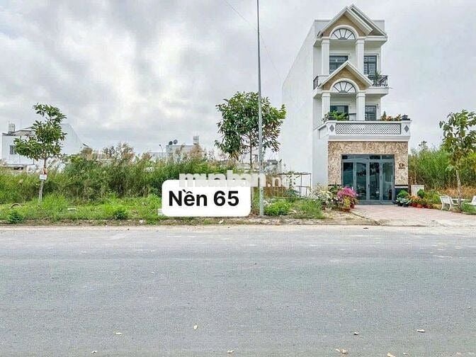 Nền trục chính kdc phú an giá chưa tới 5 tỷ